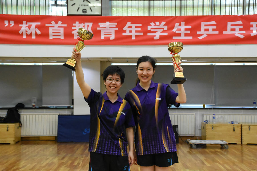 女子单打冠亚???001.jpg