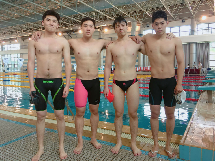 男子4x100混合泳接力参赛队员合???001.jpg